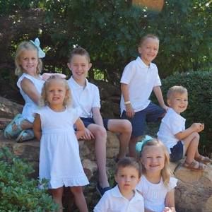 Meet your Posher, Connie